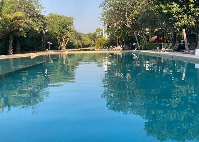 Corasol, Playa Del Carmen - Beach, Golf & Pool